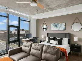 Best Kept Secret Cozy Studio in Prime Location 6