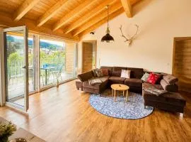 Berg Fux - 5 neue wohlfühl Ferienwohnungen mit Bergblick, Balkon, Parkplatz, nahe Oberstdorf
