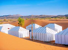 Amazir Luxury Desert Camp – hotel w mieście Merzouga