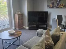 Apartment 6, Modern 2 Bedroom Apartment