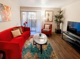 Vibrant Relaxing Retreat Fully Stocked Apartment