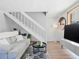 Cosy Unit Near MONA