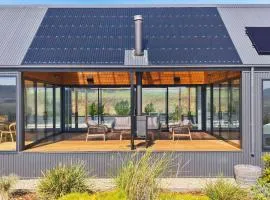 Richmond Valley Luxe Escape