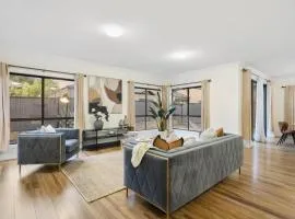 Luxury 5BR 5Bath Home Style Space Comfort EV