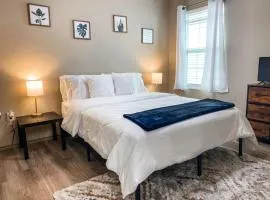 Charming 1BR Getaway - Private, Pet Friendly, TV
