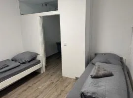 Hansa Apartment 1 - Ruhiges Apartment mit Eigener Küche und Bad