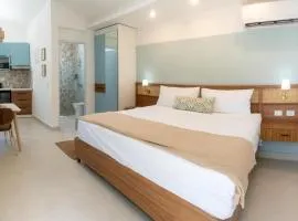 Colonial Romantic Suite with Air Conditioning and Self Check In