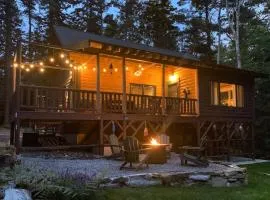 Amazing All-Season Sprucewold Cabin w/ Private Beach Club Access Dog-friendly