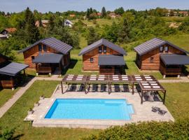 Timber Fairies, hotel a Slunj