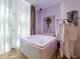 Via Mare Jacuzzi Suites by PS