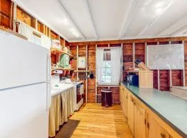 Cozy, Waterfront Cabin-Style Gem with Private Dock and Lovely Views