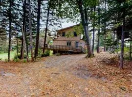 Dog-friendly 3-story home with wood stove, deck, grill, ocean views, W/D, AC