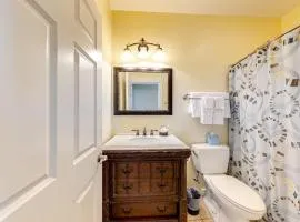 Downtown suite near with water with central AC and shared washer/dryer