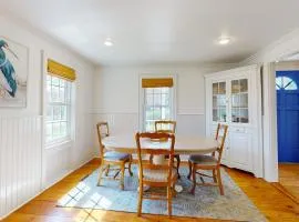 Historic Home w/ Gas Fireplace, Fast WiFi, & Private W/D - Snowbird-Friendly