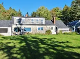 Tideriver, waterfront cottage in Maine
