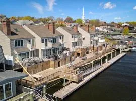 Bay View on Camden Harbor condo 2BR, 2 baths, AC, fireplace