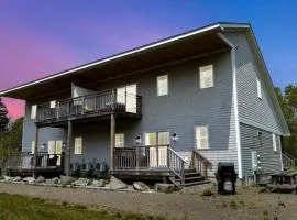 Ocean Breeze East Wind – Modern 2BR/2BA home by Cr