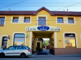 Hotel Clavis, hotel in Lučenec