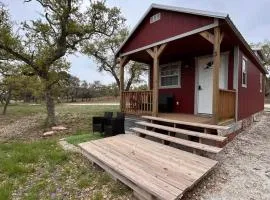 Hill Country Cabin 3