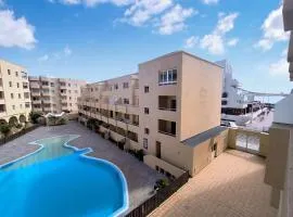 Rentenerife Casa Lola Medano Beach