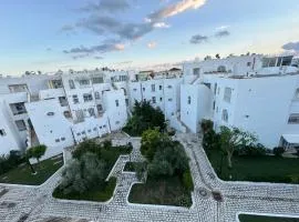 Apparemment Carthage land Yasmine Hammamet