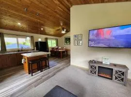 Family Friendly Oasis- Firepit-Puzzles-Breakfast