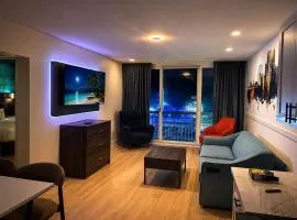 Coastal Modern Oceanfront 2BR Yachtsman S506