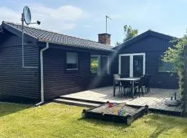 6 person holiday home in Struer-By Traum