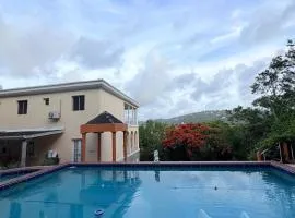 Guesthouse in Castries Carnival special!!