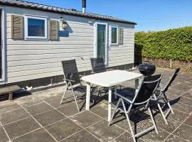 2 Bedroom Amazing Home In Makkum