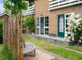 Cozy Apartment In Zoutelande With Wifi