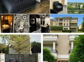 Vue panoramique balcon privé design tout équipé