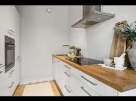 Modern apartment near Nidaros Cathedral & Solsiden