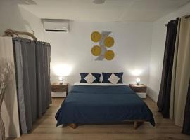 Paradies Caraïbes II, hôtel à Les Abymes