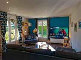 Villa cosy, piscine privée et proche lac