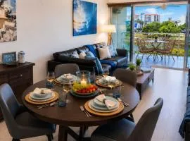 Townsville CBD Stadium 2BR, 2BA Apartment w River Views, Pool & Secure Parking