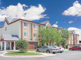 Days Inn & Suites by Wyndham Hutchinson, Hotel in Hutchinson
