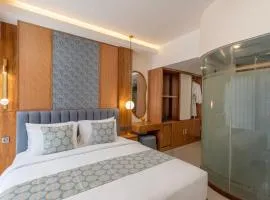 THE SAND Suites & Villas