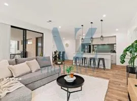 Hosted Modern Comfort in Piara Waters Perfect for Fam
