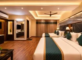 Hotel Geet Deluxe Near Connaught Place and New Delhi Railway Station