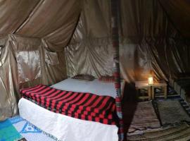 Touil Travel Tunisia, hotell i Bin Rhilouf