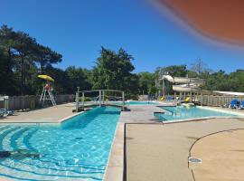 mobil home Confort Landes 38m2, hotel sa Azur