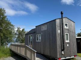 Camp Saltstraumen-Elvegård, hotel u gradu Bode