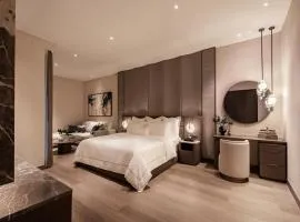 Hotel Fairmounts Plaza Near IGI International Airport Delhi