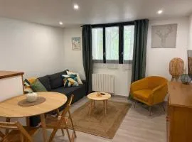 Ariège, appartement avec jardin en bord de rivière