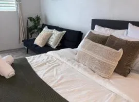 Island Breeze Studio A Coastal Arecibo Retreat
