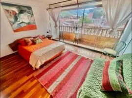 3BR Loft, City Center, Jacuzzi Tub, Mountian Views