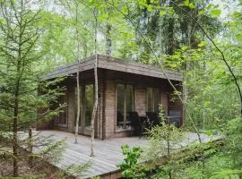 Private Forest Cabin Quiet Nature Stay for 3