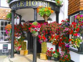 The Bugle Hotel, хотел в Titchfield