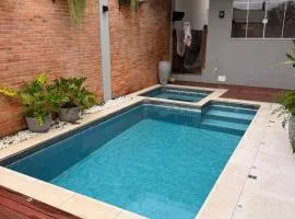 Oka Tupis - casa para executivos e famílias c piscina